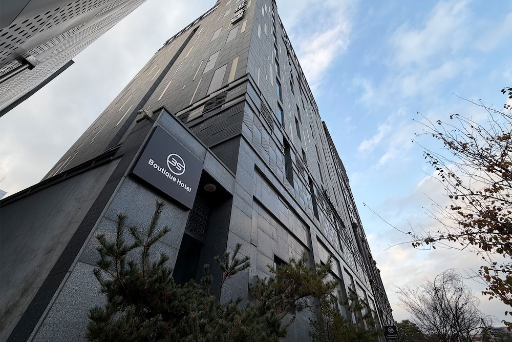 숙박 시설 정면