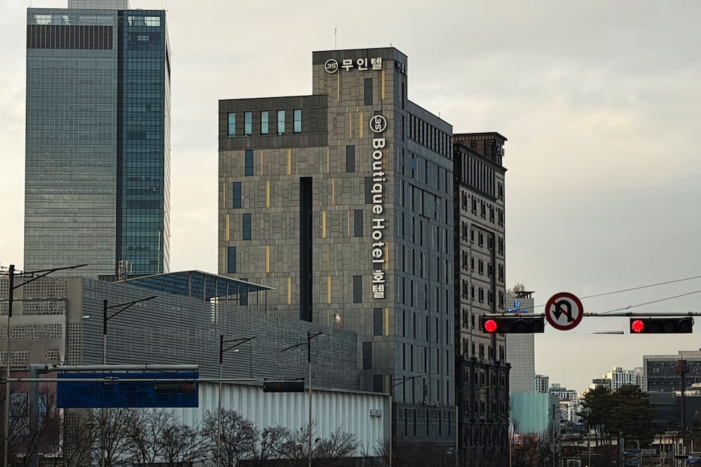 숙박 시설 정면