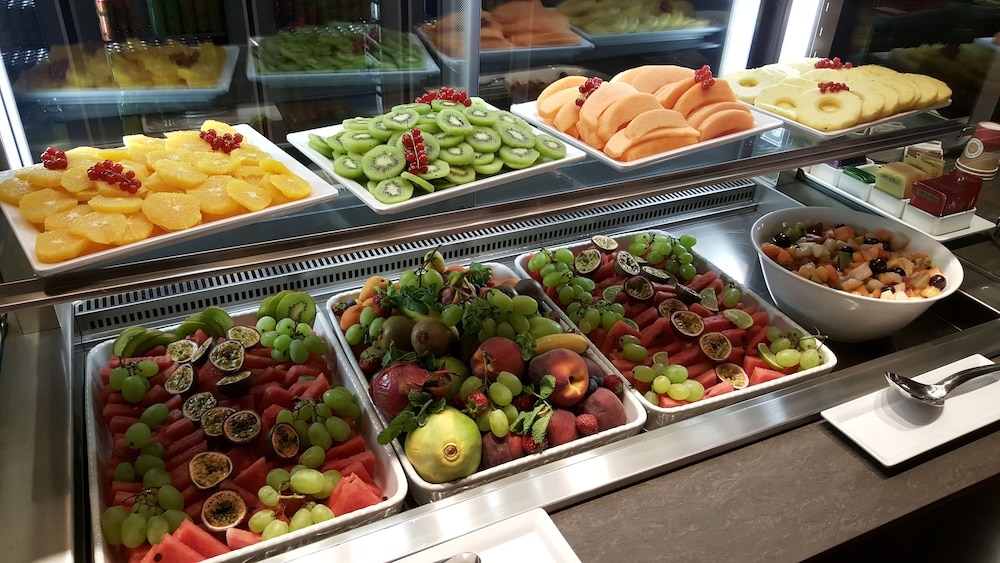 뷔페 아침 식사