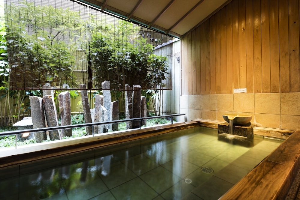 숙박 시설 내 편의 시설/서비스