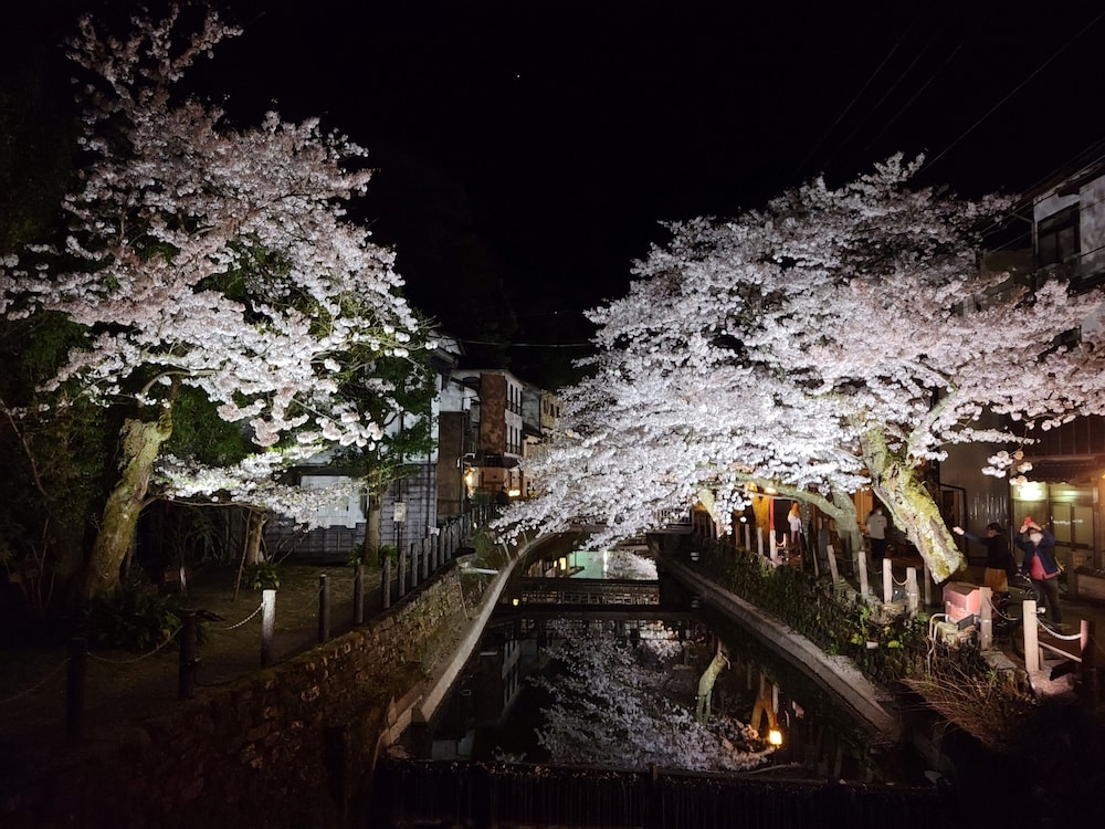 숙박 시설에서 보는 시내 전망