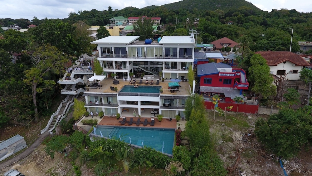 숙박 시설 정면