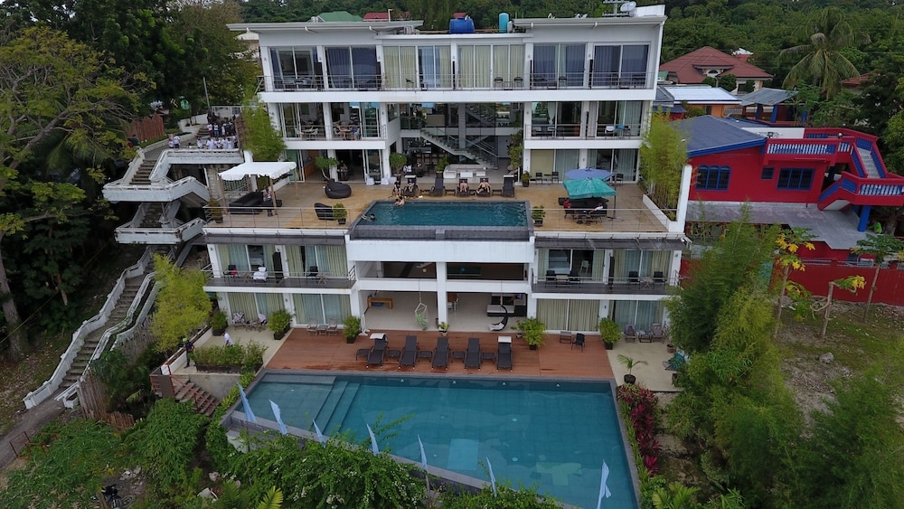 숙박 시설 정면