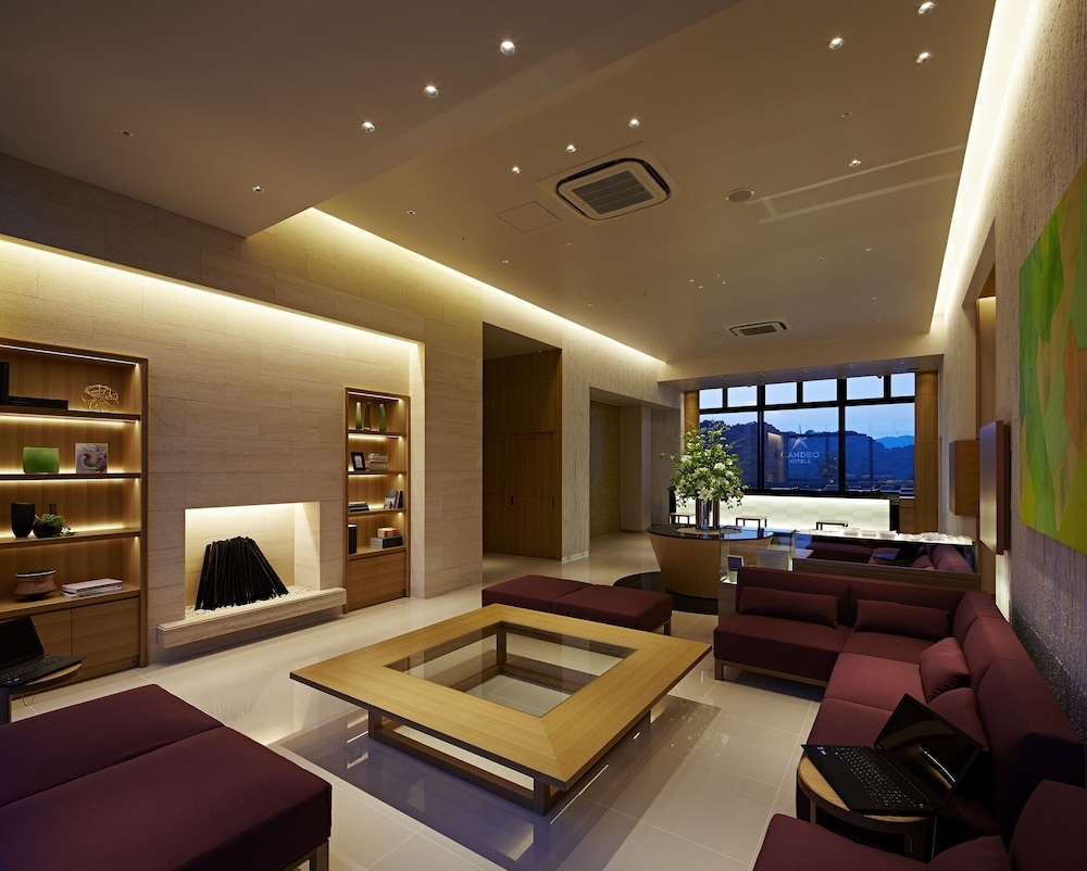 숙박 시설 내 편의 시설/서비스