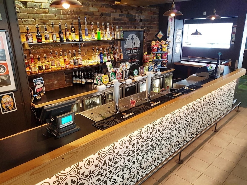 바(숙박 시설 내)