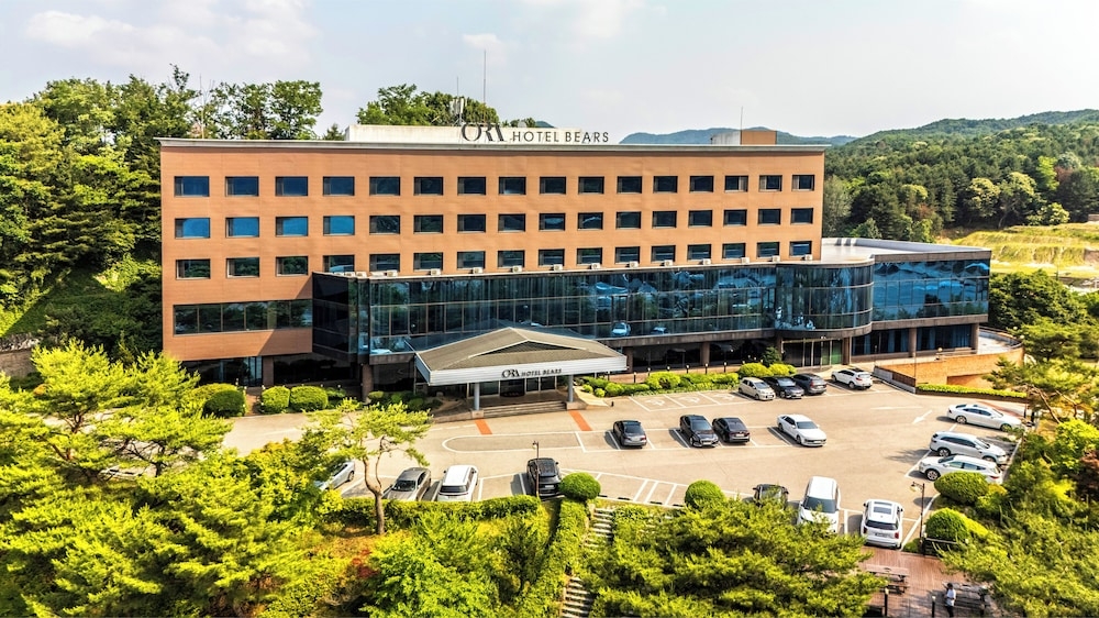 숙박 시설 정면