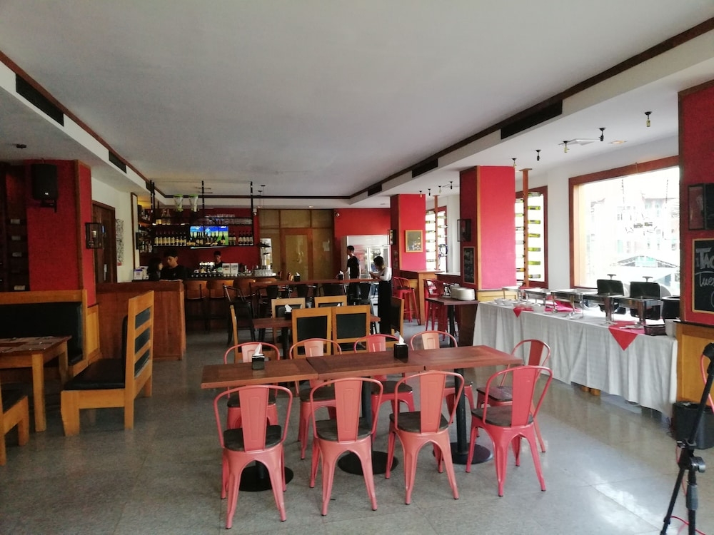 바(숙박 시설 내)