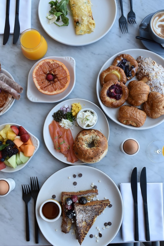 뷔페 아침 식사