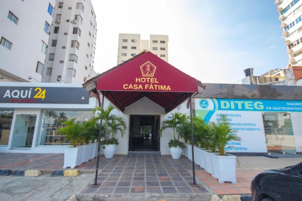 숙박 시설 정면