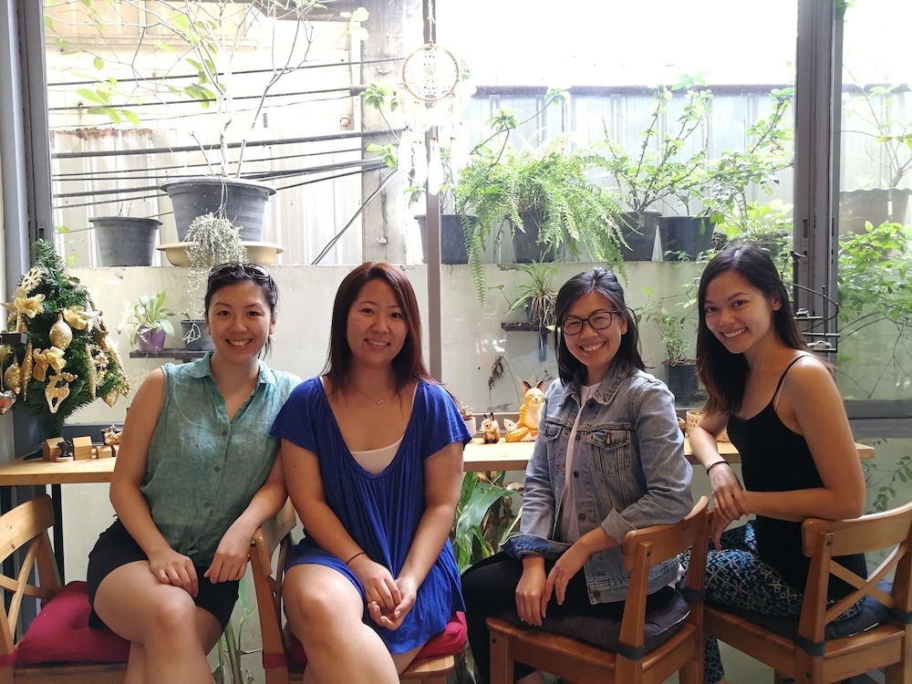 로비 좌석 공간