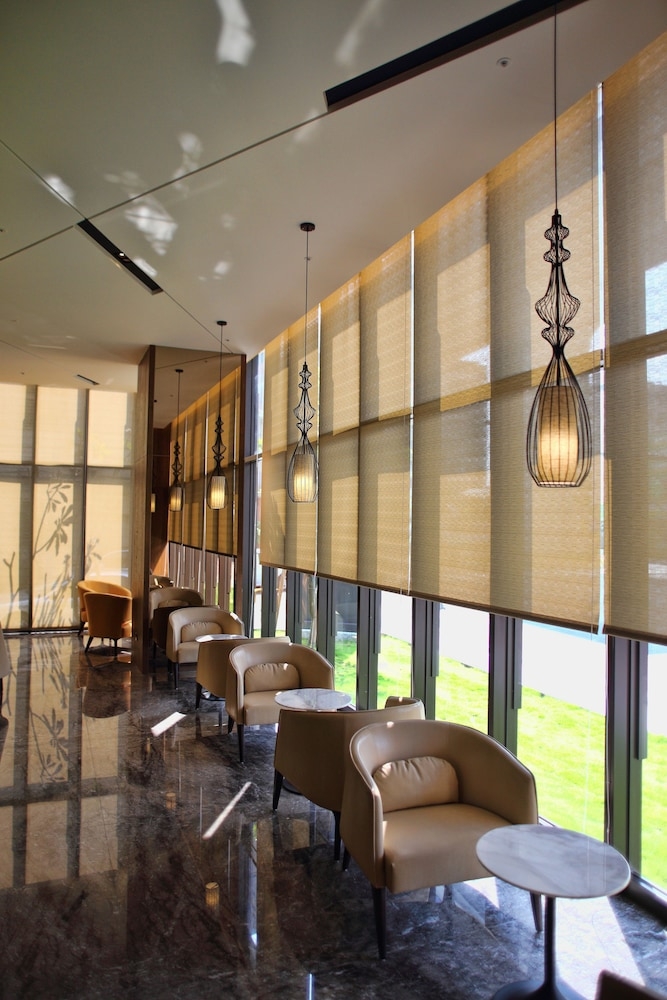 로비 좌석 공간