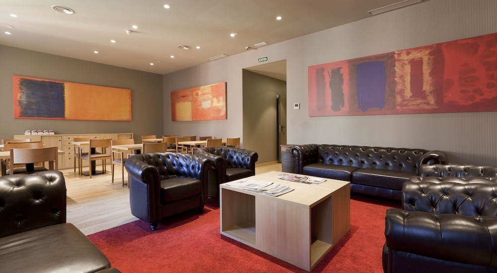 로비 좌석 공간