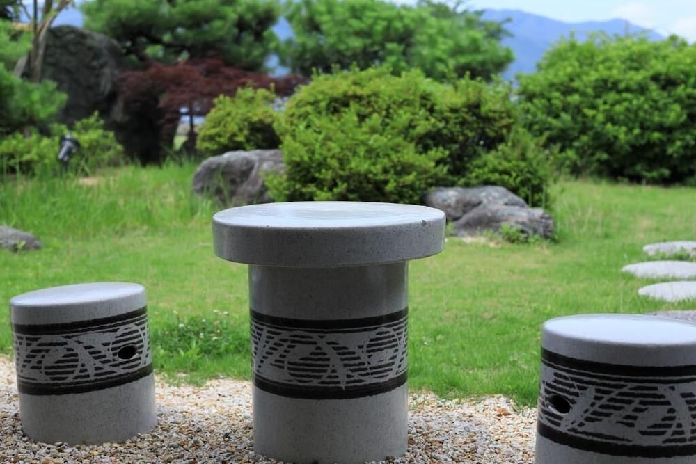 숙박 시설 구내