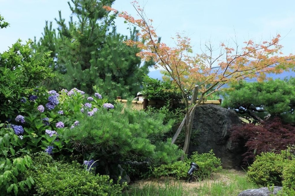 숙박 시설 구내