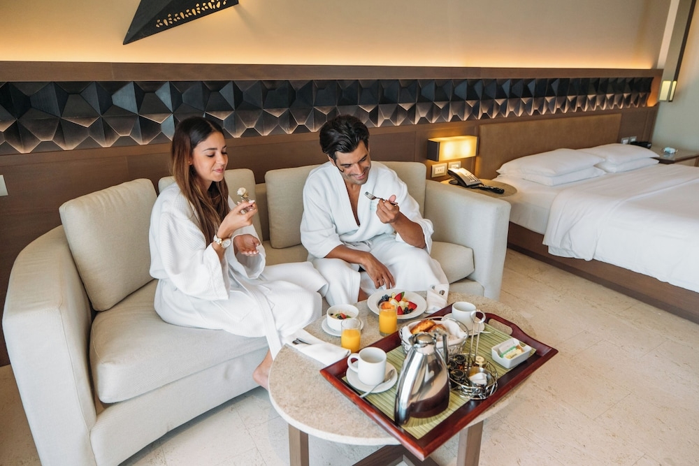 룸서비스 - 식사