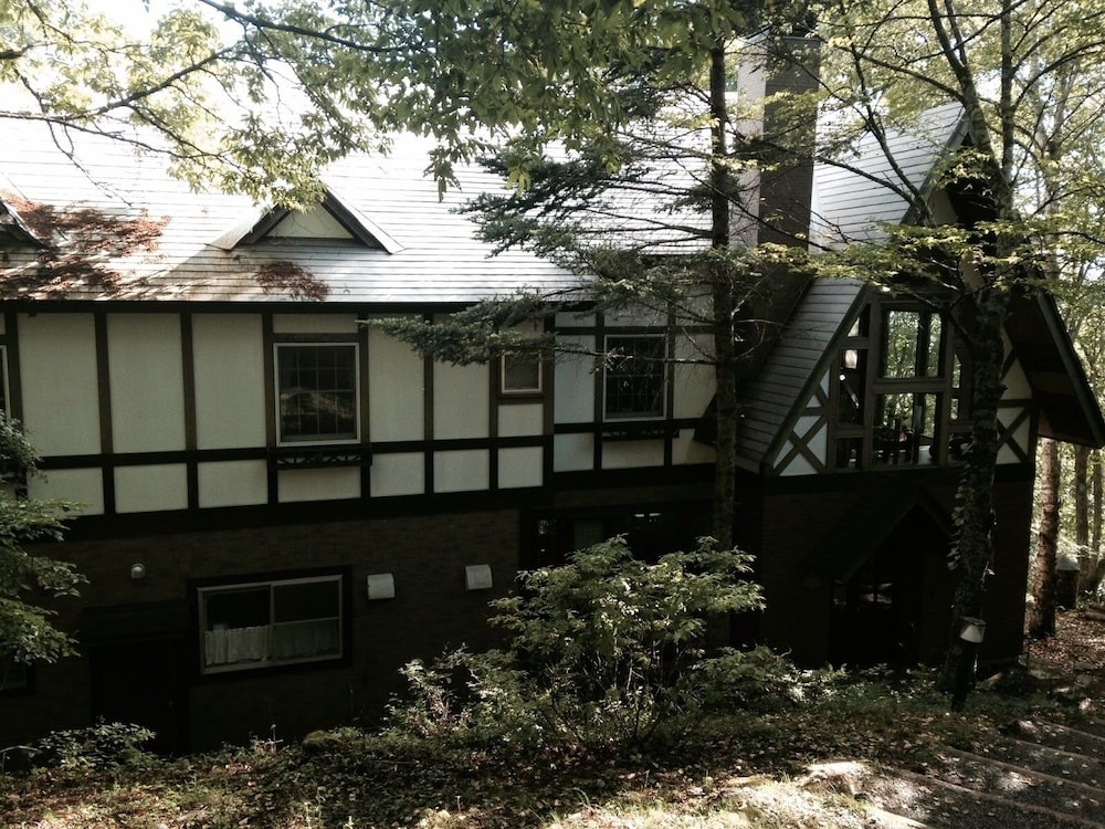 숙박 시설 정면