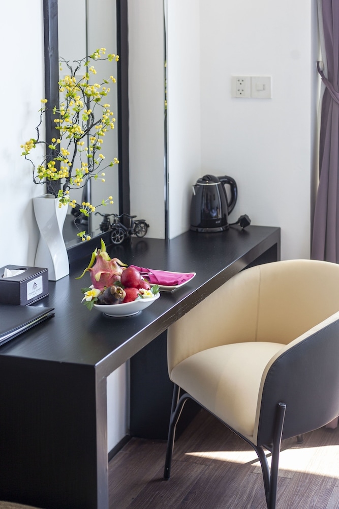 객실 내 식사 공간