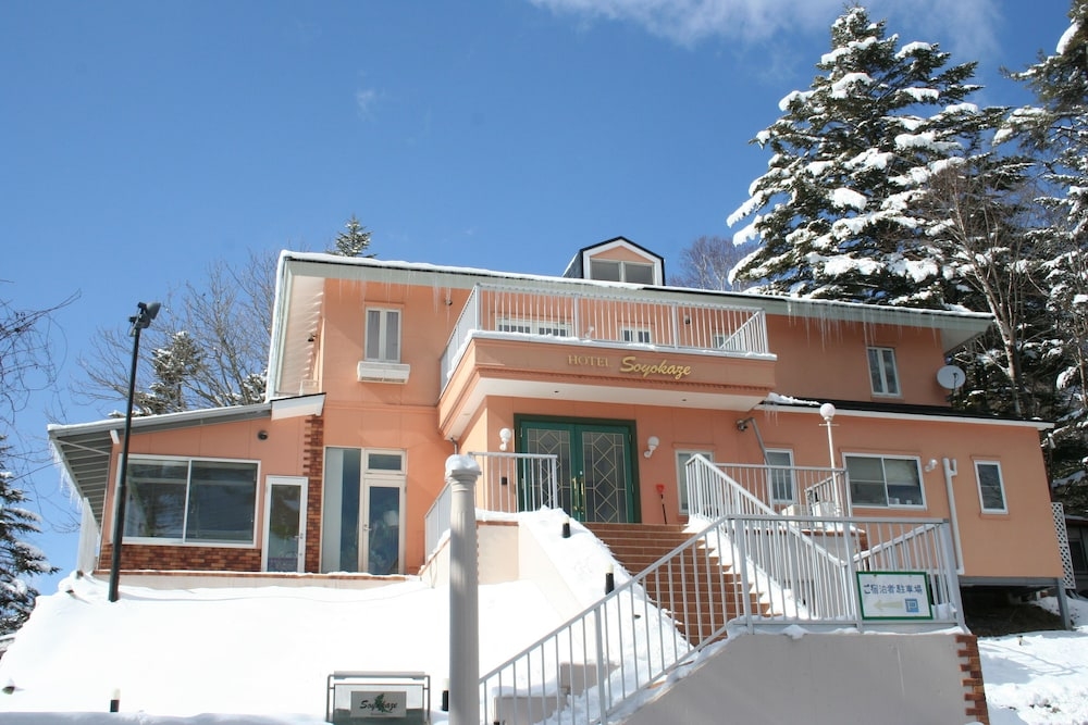 숙박 시설 정면