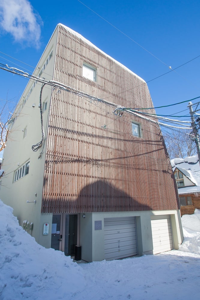 숙박 시설 정면