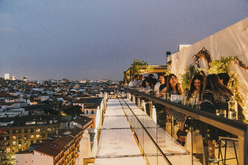 숙박 시설에서 보는 시내 전망