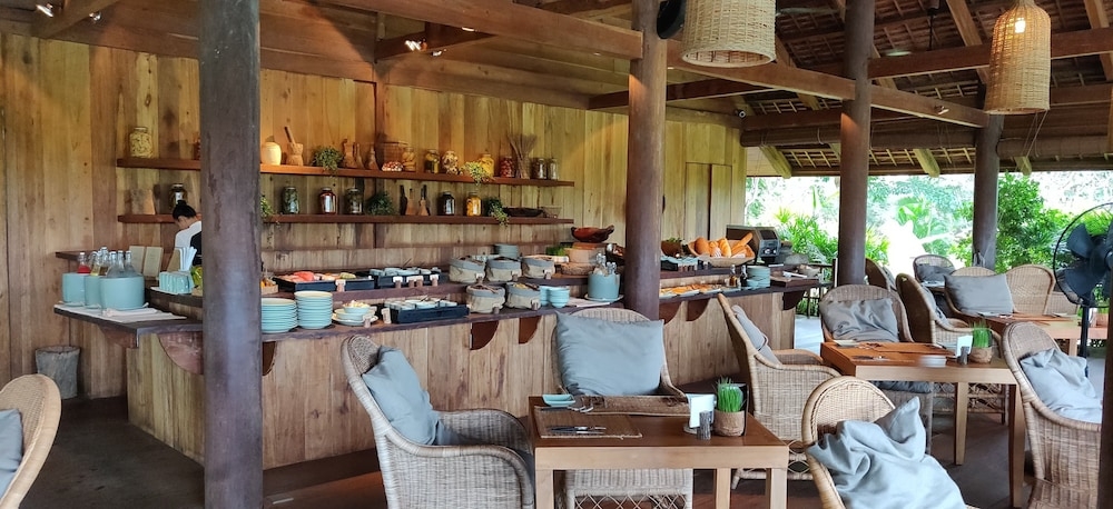 뷔페 아침 식사