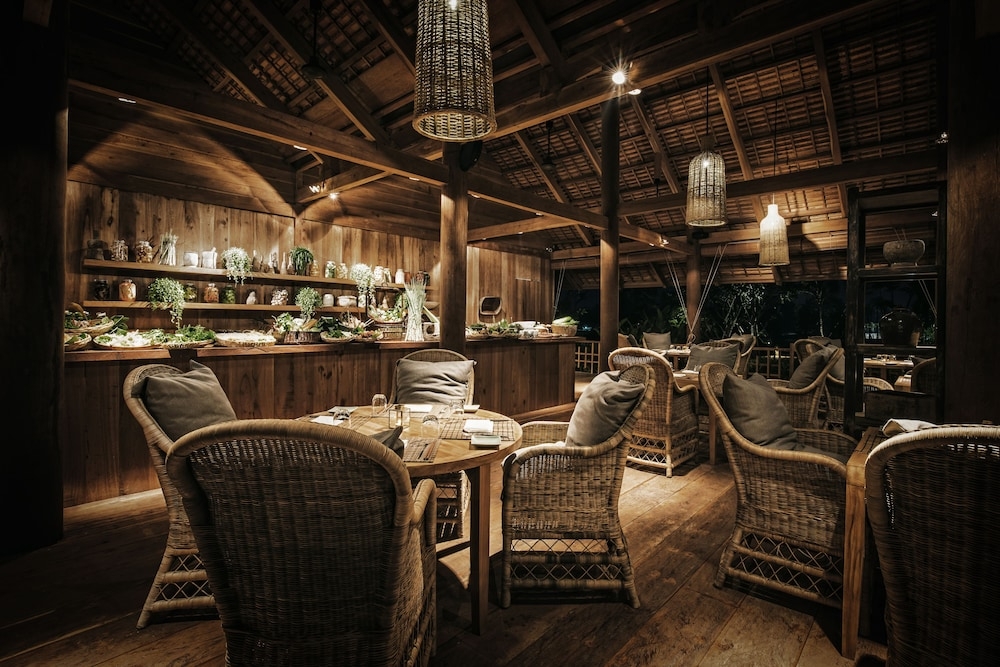 바(숙박 시설 내)