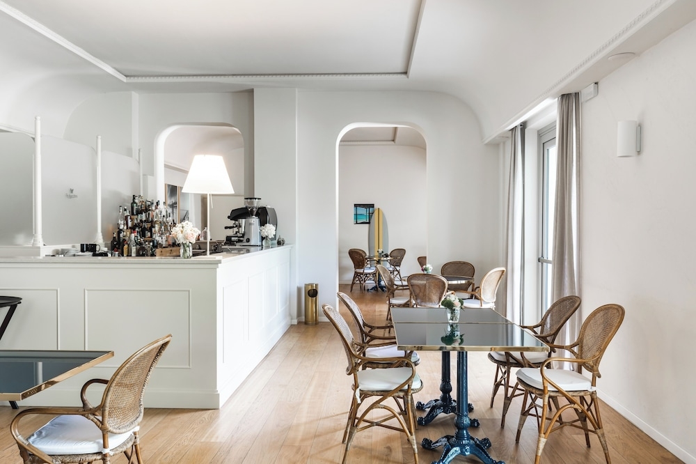 바(숙박 시설 내)