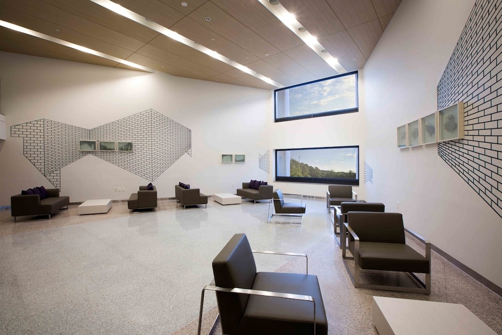 로비 좌석 공간