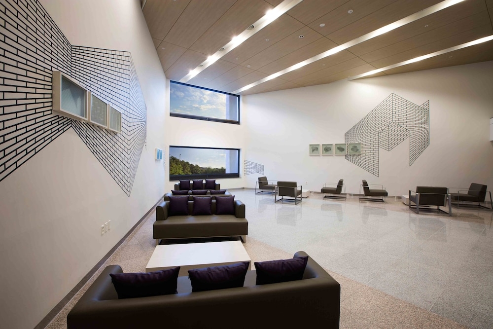 로비 좌석 공간