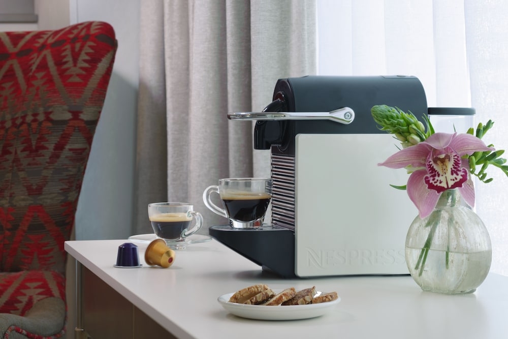 객실 내 비즈니스 센터