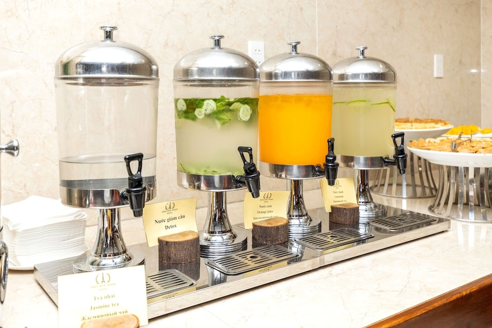 뷔페 아침 식사