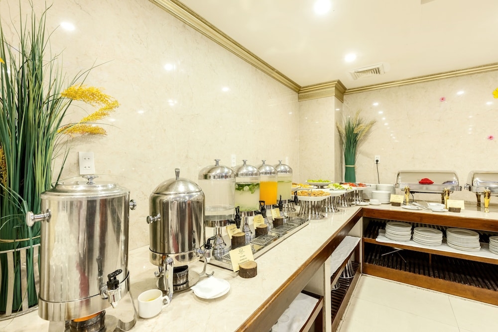 뷔페 아침 식사