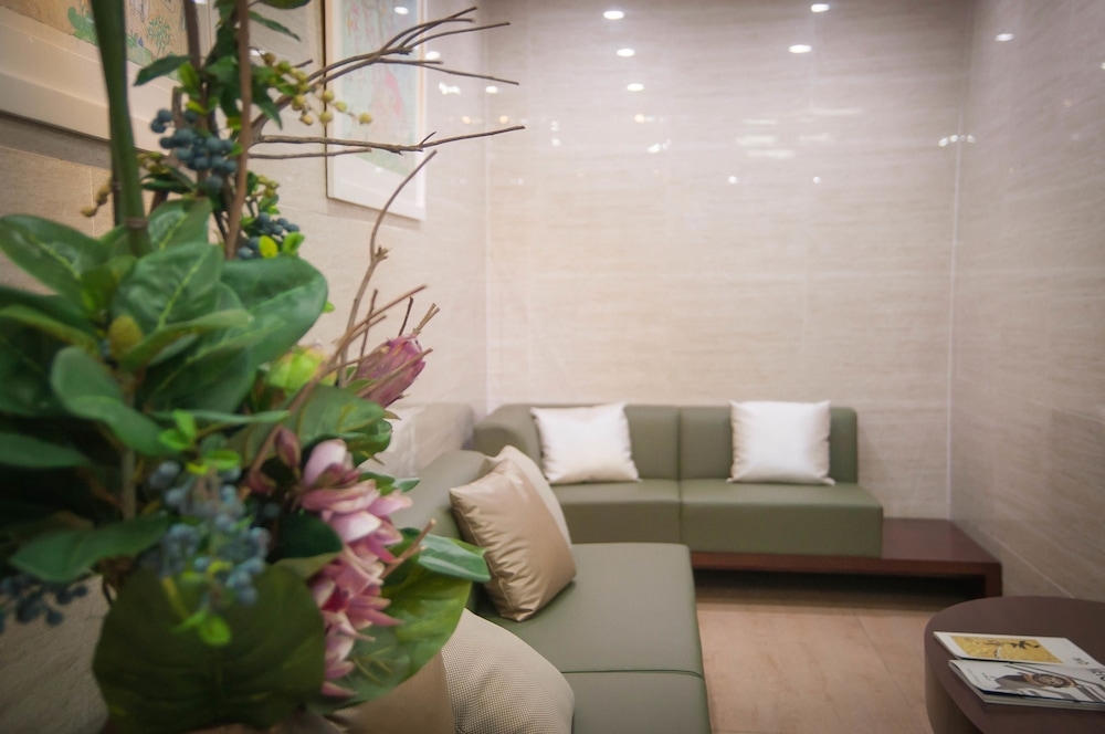 로비 좌석 공간