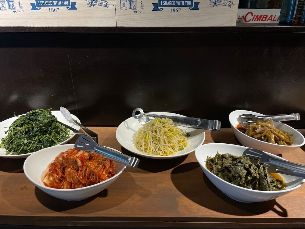 뷔페 아침 식사