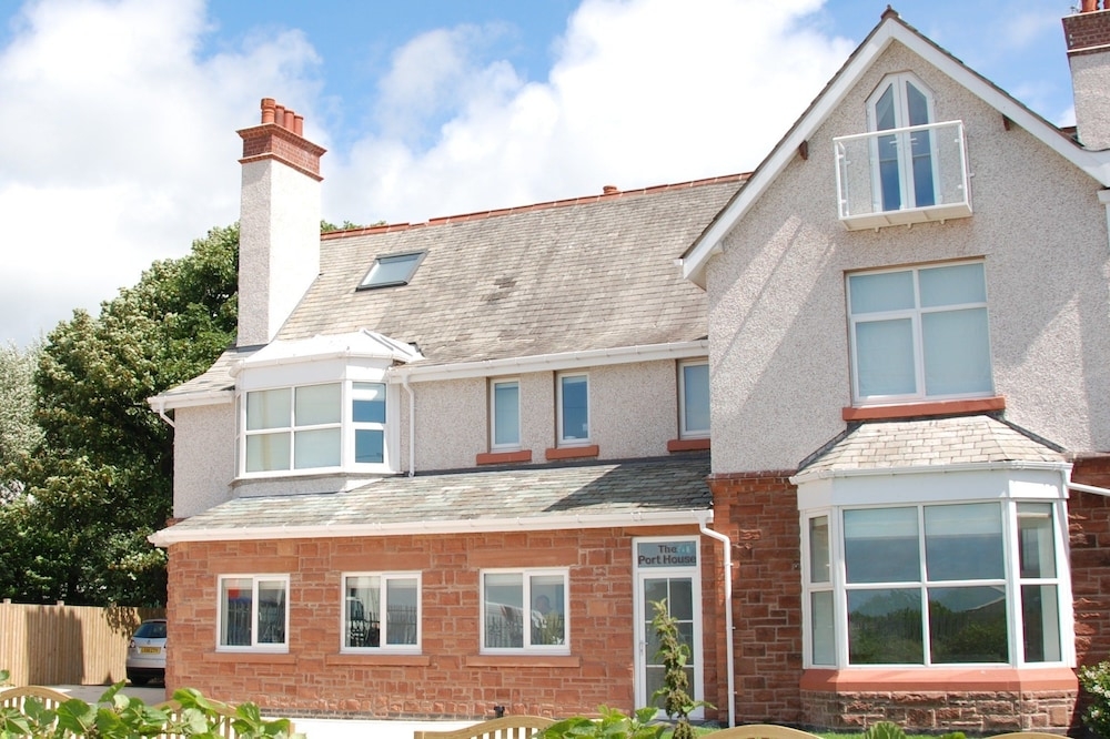 숙박 시설 정면