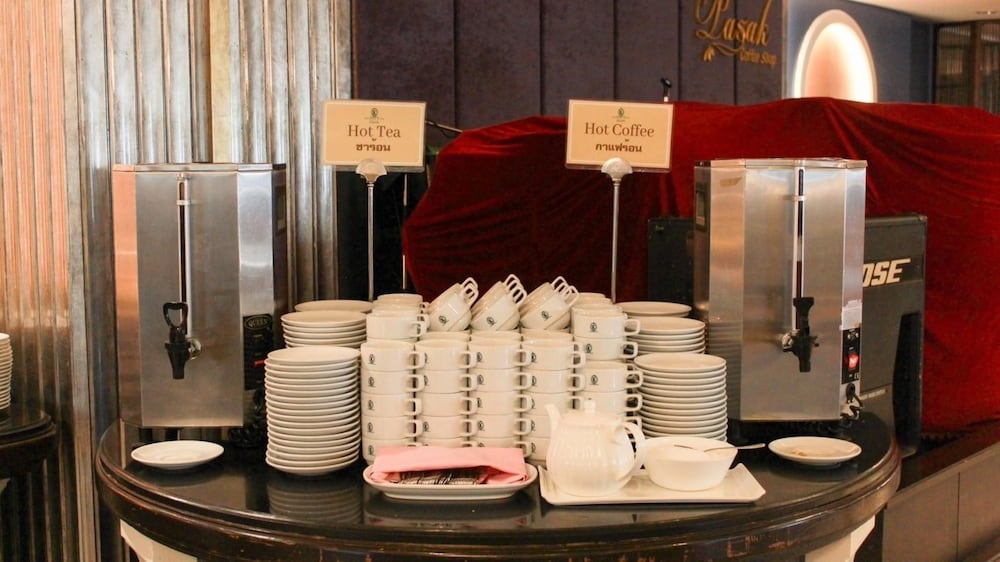 뷔페 아침 식사