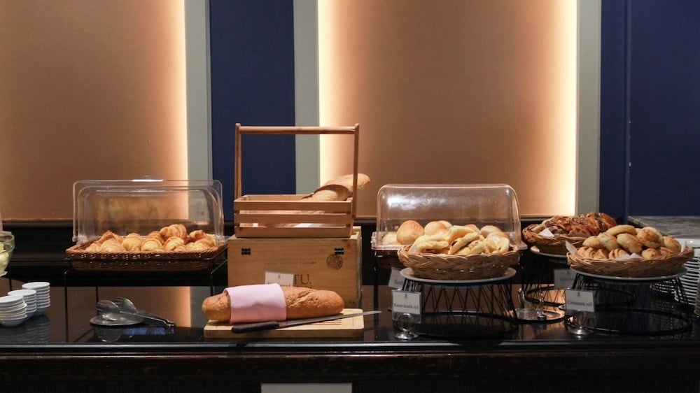 뷔페 아침 식사