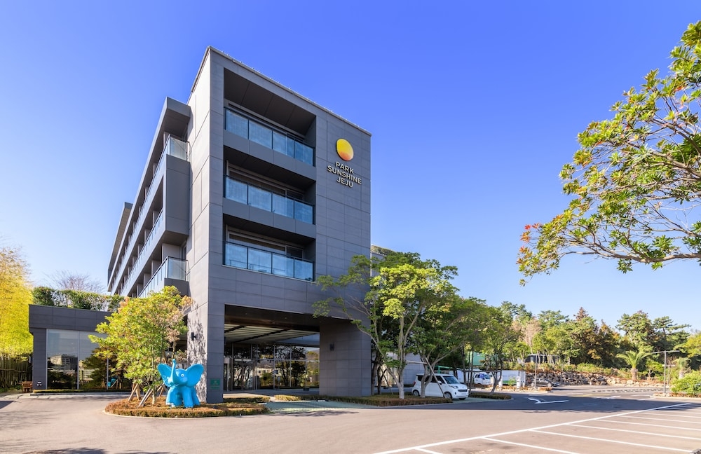 숙박 시설 정면