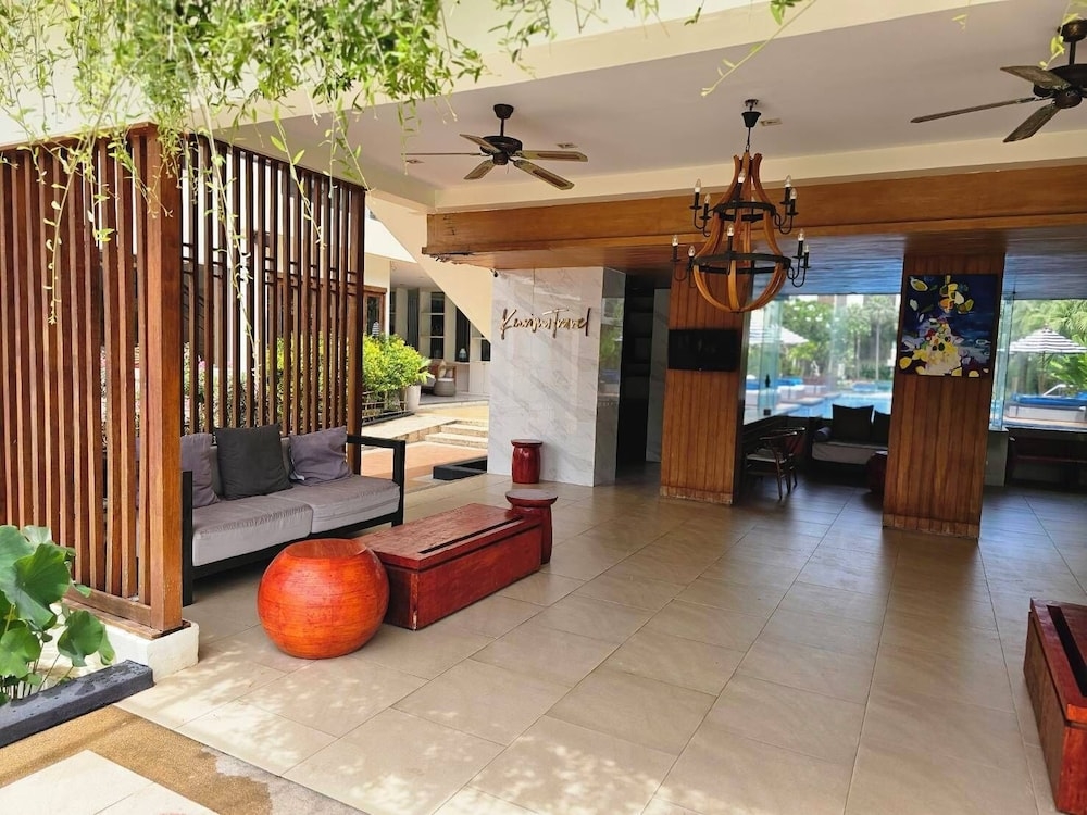 숙박 시설 정면