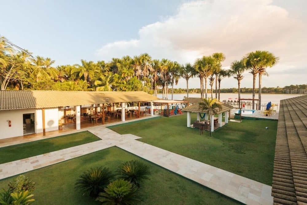 숙박 시설 입구