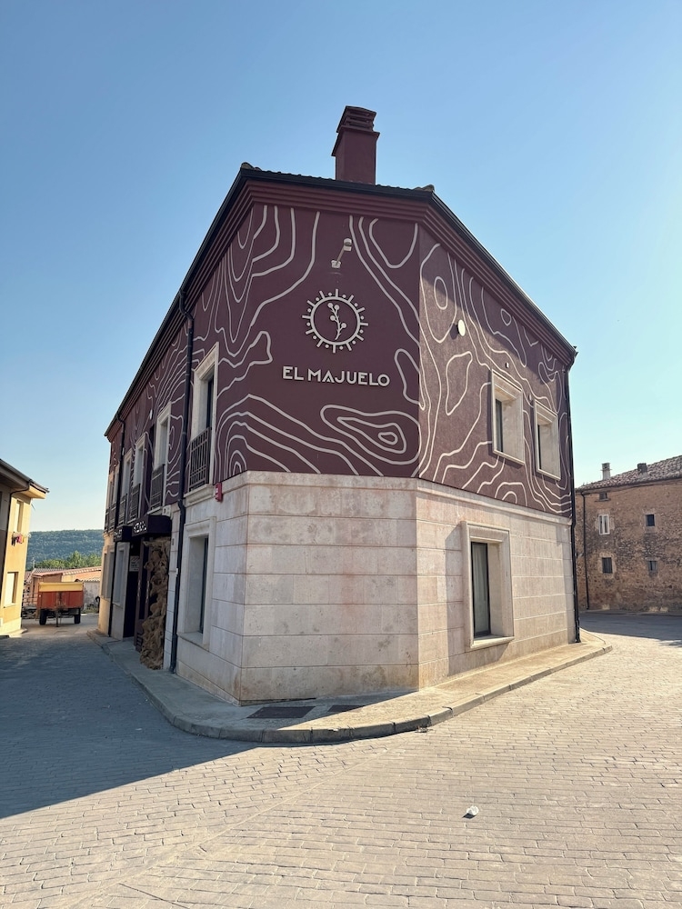 숙박 시설 정면