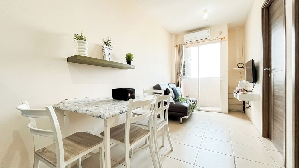 객실 내 식사 공간