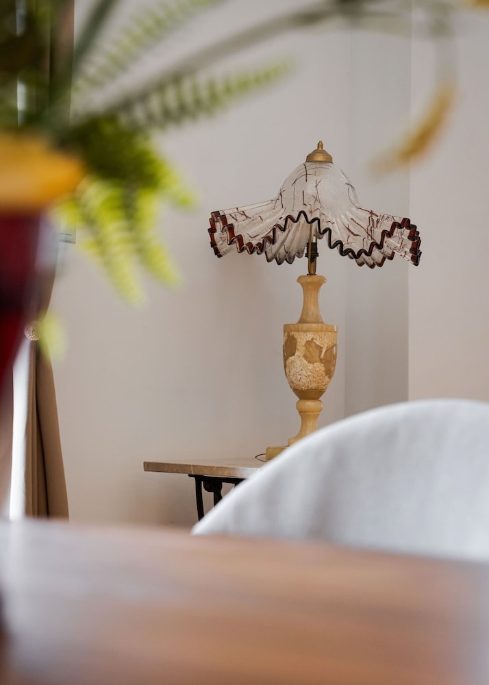 객실 내 식사 공간