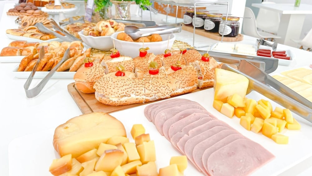 뷔페 아침 식사