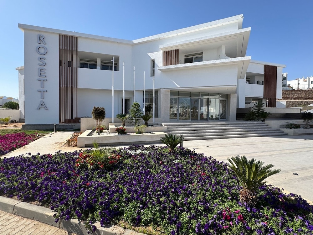 숙박 시설 정면