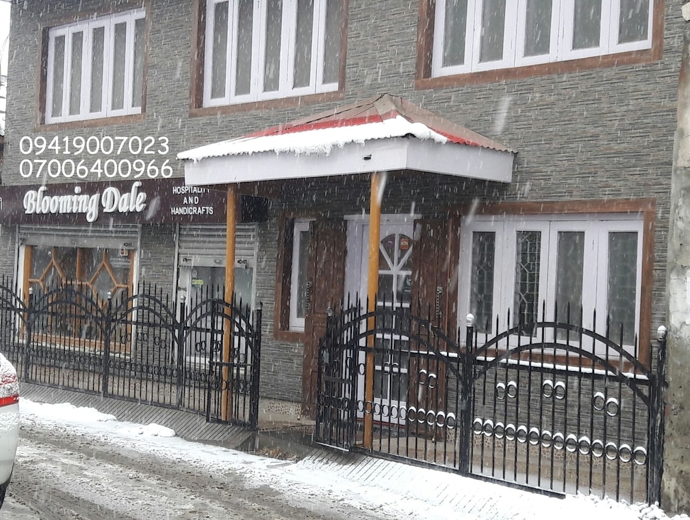 숙박 시설 정면