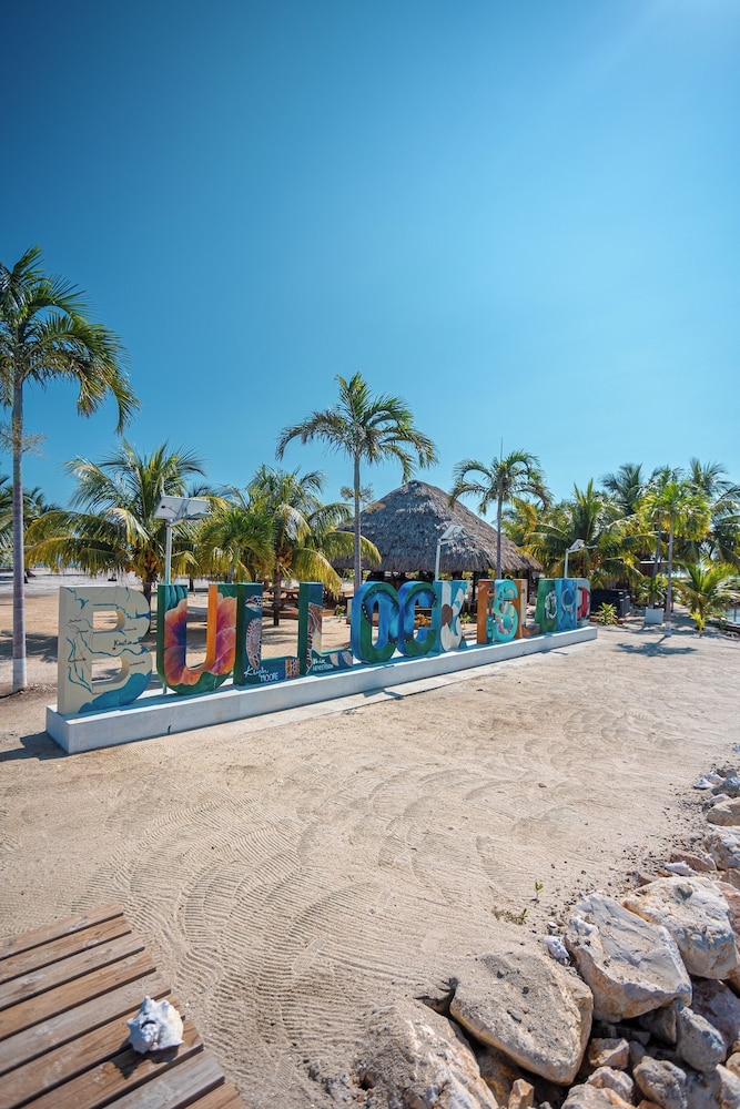 숙박 시설 정면