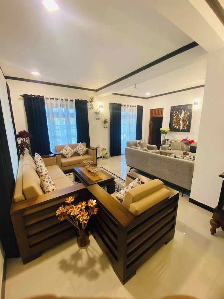 숙박 시설 정면