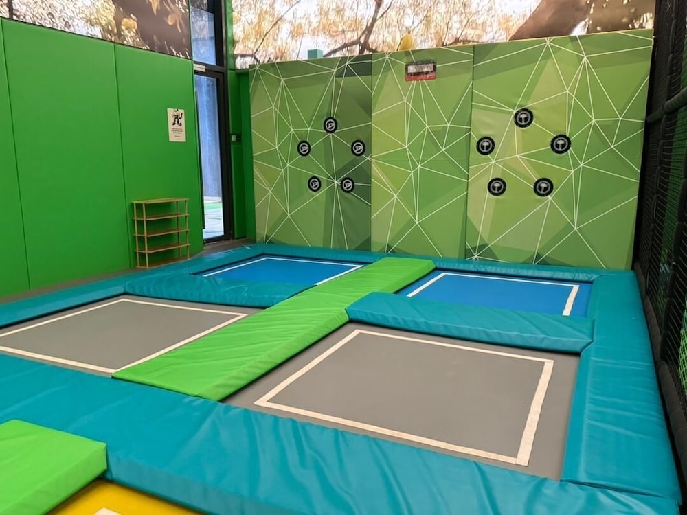 어린이 놀이 공간 - 실내