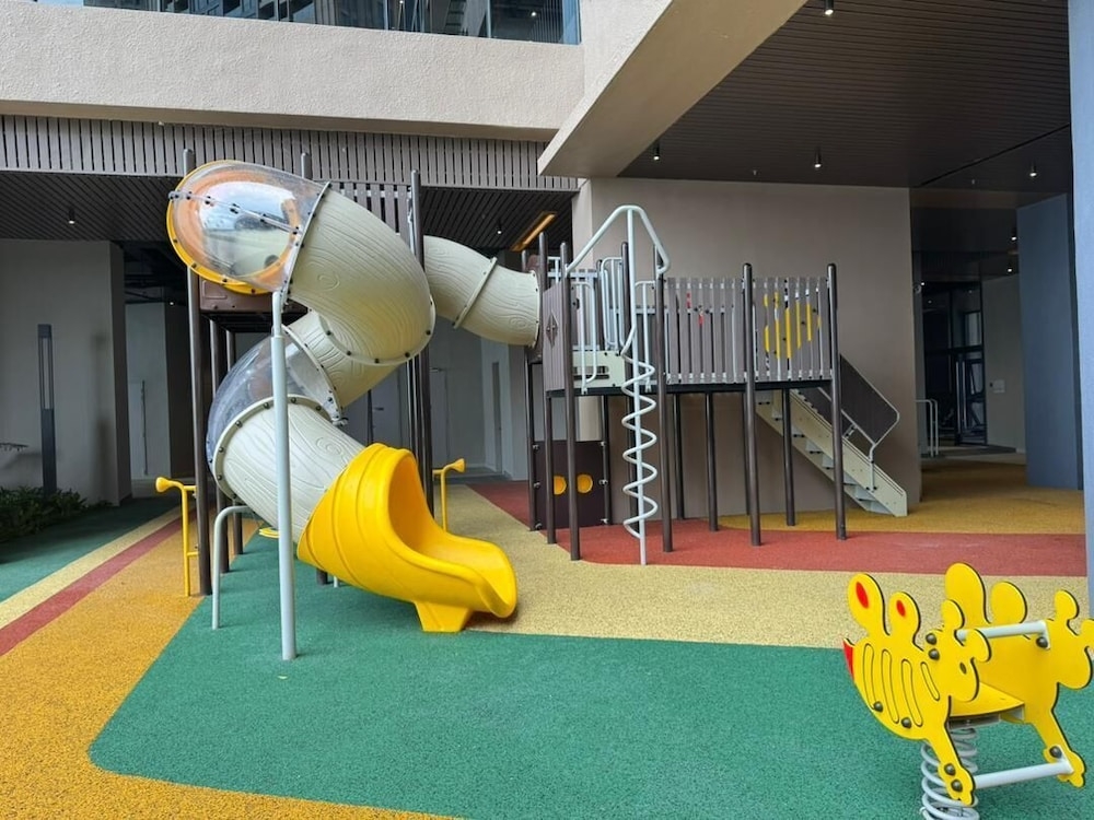 어린이 놀이 공간 - 야외